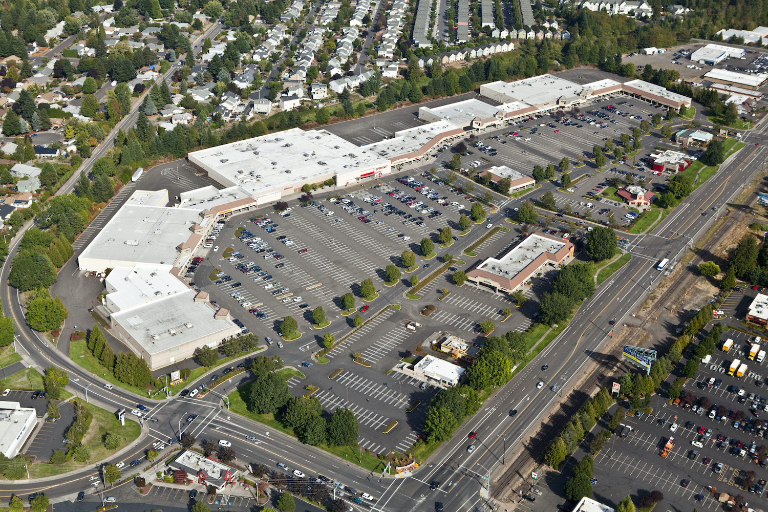 Pine Tree acquires $66 million grocery-anchored community center in Portland MSA