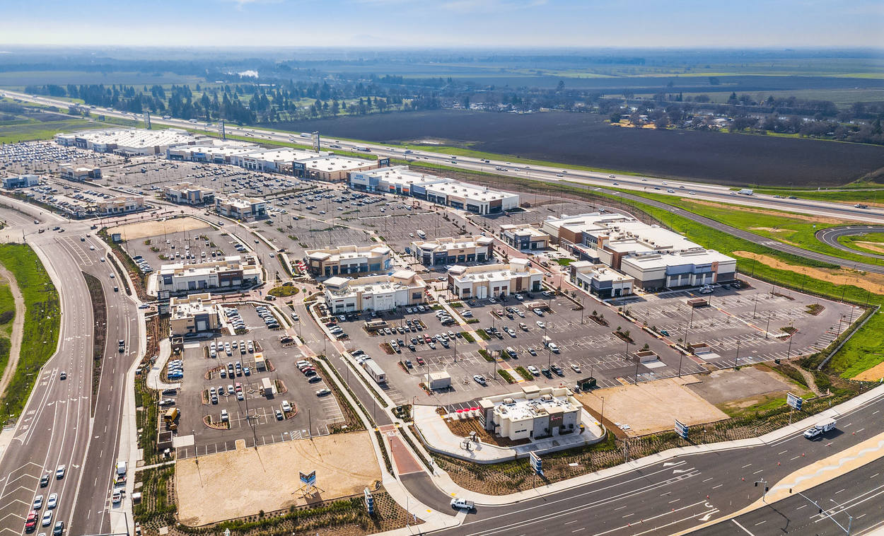 Pine Tree acquires $122.5 million market-dominant Delta Shores shopping center in Sacramento